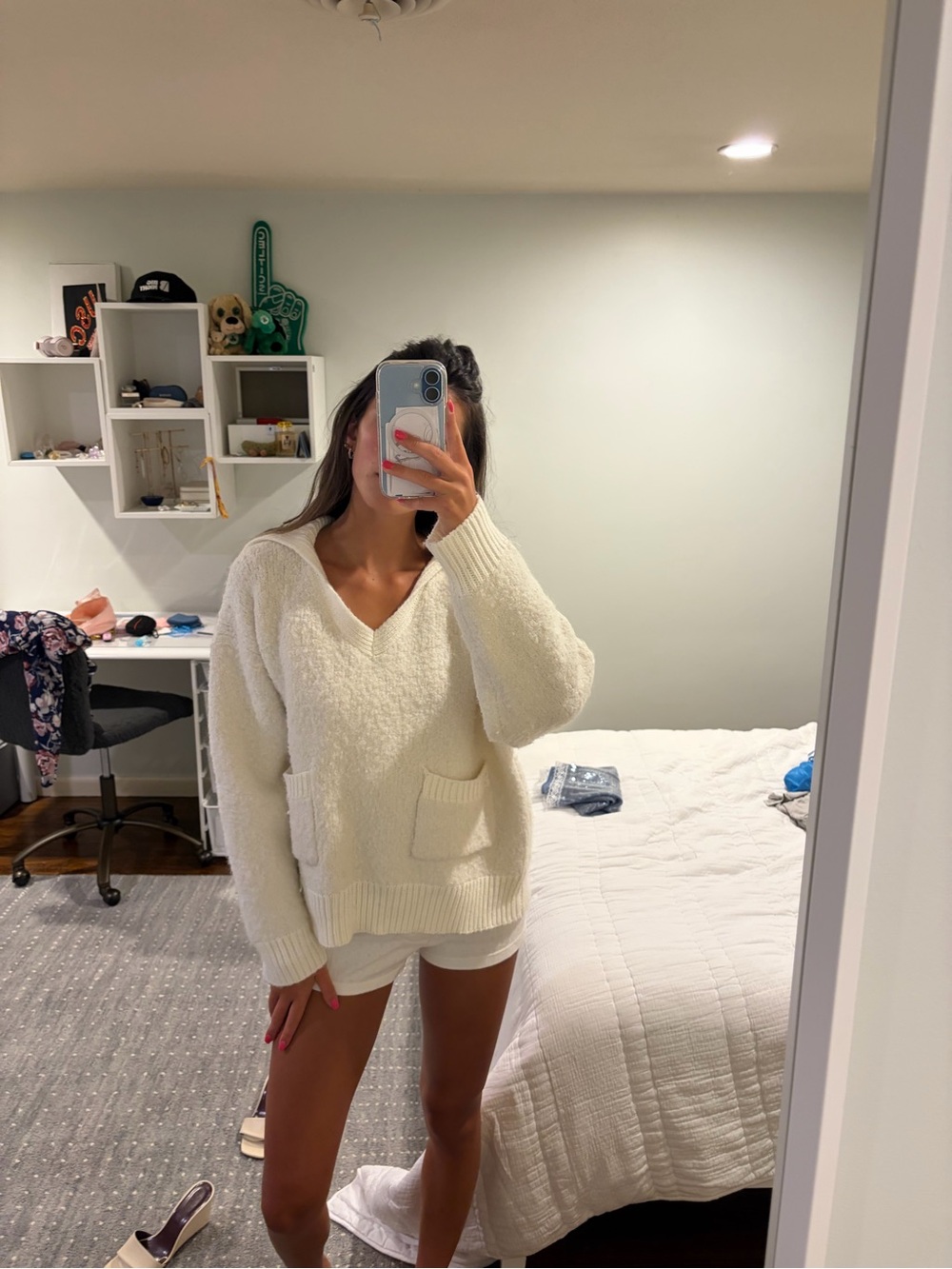 Cozy V-Neck Pocket Sweater - Cream